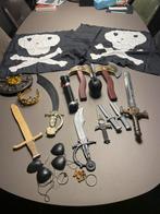 Piraten spullen en 3 vlaggen, Ophalen of Verzenden, Jongen of Meisje