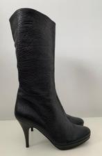 Mooie zwarte MIU MIU Laarzen maat 40, ZGAN! CADEAUTIP v SINT, Hoge laarzen, MIU MIU, Verzenden, Zwart