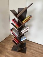 Mooie boomvormige boekenkast in industriële stijl, Ophalen, Met plank(en), 50 tot 100 cm, Zo goed als nieuw