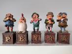 Laaf letters P E T R A, Ophalen of Verzenden, Nieuw, Beeldje of Poppetje