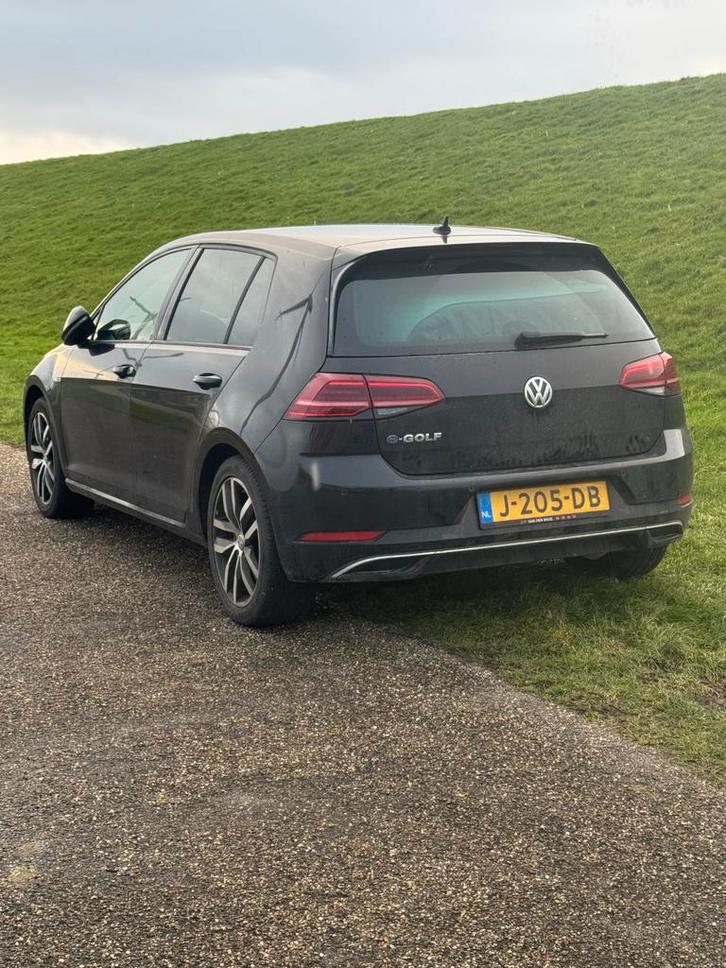 Volkswagen E Golf 1.4 Ehybrid 204pk DSG 2020 Zwart, Auto's, Volkswagen, Particulier, Golf, Elektrisch, Hatchback, Automaat, Origineel Nederlands