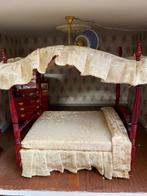 Poppenhuis prachtig hemelbed, Ophalen of Verzenden, Zo goed als nieuw, Poppenhuis