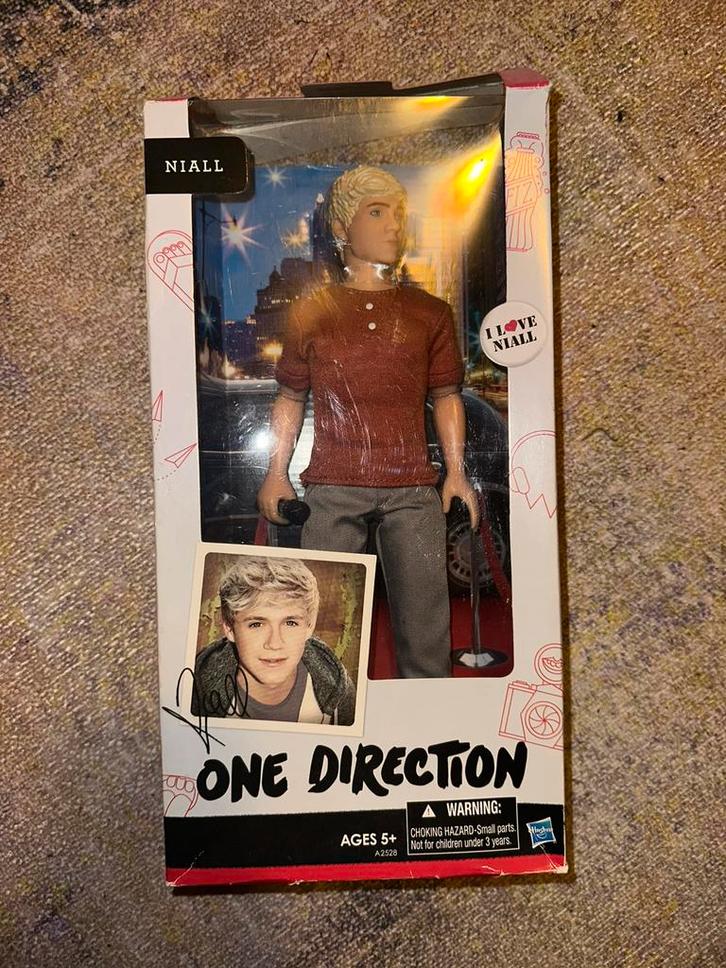 One Direction Niall Horan actie figuur limited edition, Verzamelen, Muziek, Artiesten en Beroemdheden, Zo goed als nieuw, Pop, Beeldje of Miniatuur