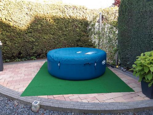 Opblaasbare jacuzzi, Tuin en Terras, Bubbelbaden en Hottubs, Zo goed als nieuw, Ophalen