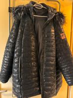 Zwarte winterjas maat 50/52, Kleding | Dames, Grote Maten, Ophalen of Verzenden, Zo goed als nieuw, Zwart, Jas of Mantel