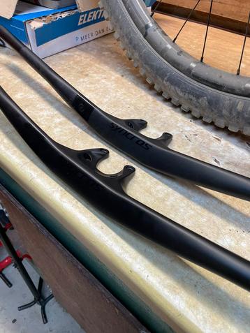 NIEUW!! Syncros Hixon SL iC Carbon Downhill stuur! beschikbaar voor biedingen