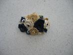 Broche Bloemen Blauw + Beige en Roomkl Rozen Vintage, Sieraden, Tassen en Uiterlijk, Antieke sieraden, Ophalen of Verzenden, Overige materialen