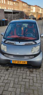 Smart 0.7 City Coupe 45KW AUT 2005 Grijs, Auto's, Achterwielaandrijving, 18 €/maand, 61 pk, Origineel Nederlands