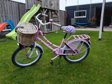 Leuke meisjes fiets 20inch beschikbaar voor biedingen