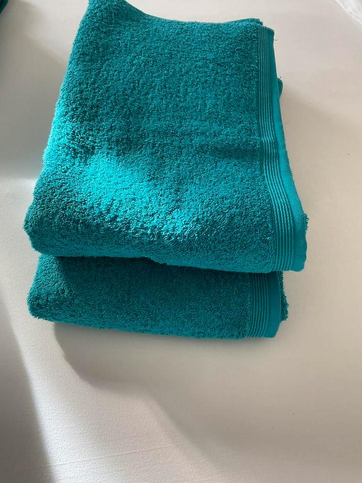 MÖVE Handdoeken Lagoon - Duitse kwaliteit! 80x150 2 stuks, Huis en Inrichting, Badkamer | Badtextiel en Accessoires, Zo goed als nieuw