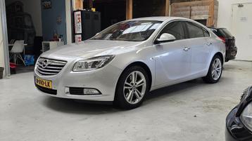 Opel Insignia 2.8 T Cosmo 4x4 Navi, Leder, Xenon, Bluetooth, beschikbaar voor biedingen