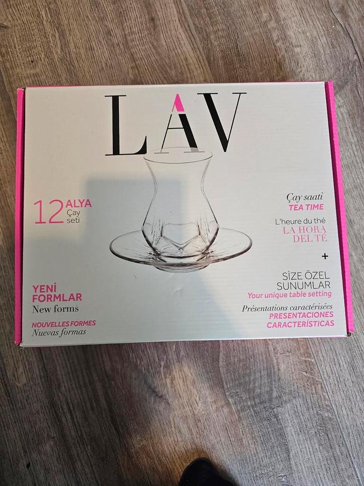 LAV Alya Çay Seti - 12 Delige Theeglazen Set, Huis en Inrichting, Keuken | Servies, Nieuw, Kop(pen) en/of Schotel(s), Effen, Glas