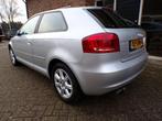 Audi A3 1.4 TFSI Ambiente Pro Line, Auto's, Te koop, Zilver of Grijs, Benzine, Hatchback