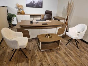 Directiebureau  beschikbaar voor biedingen