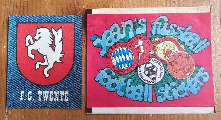 Jaren 60 (like panini) "Jean's" Badge FC Twente + zakje!, Hobby en Vrije tijd, Stickers en Plaatjes, Zo goed als nieuw, Sticker
