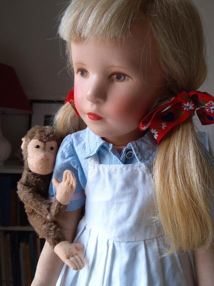 Käthe Kruse pop, vijftiger jaren, 50 cm groot, Verzamelen, Poppen, Zo goed als nieuw, Pop, Ophalen of Verzenden