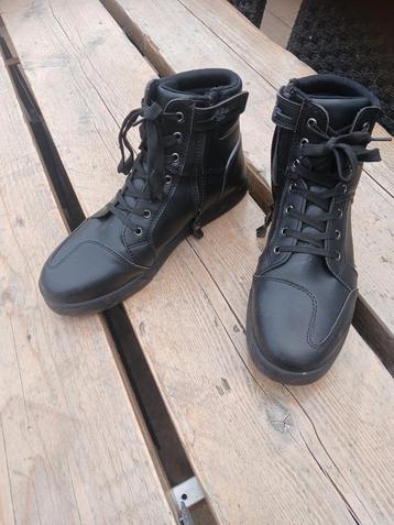 Rusty stitches motorschoenen mt 45  beschikbaar voor biedingen