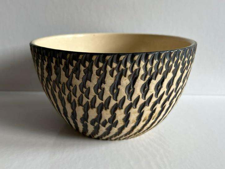 Vintage, retro sgraffito bloempot uit de jaren ‘60/‘70, Verzamelen, Retro, Huis en Inrichting, Ophalen