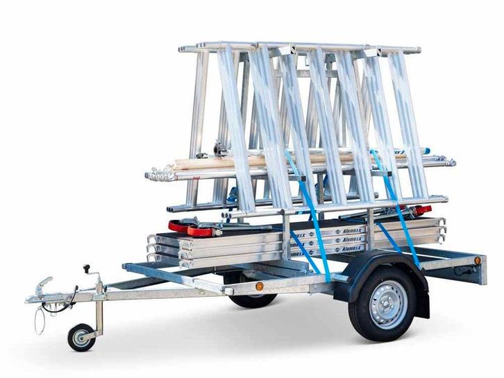 Steigeraanhanger + Rolsteiger 135x250x6.2m Budget, Doe-het-zelf en Verbouw, Steigers, Zo goed als nieuw, Rolsteiger of Kamersteiger