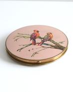 Stratton poederdoos met vogel decoratie in erg goede staat, Antiek en Kunst, Curiosa en Brocante, Ophalen of Verzenden
