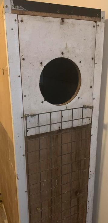 Nestblok groot. (Ara) beschikbaar voor biedingen