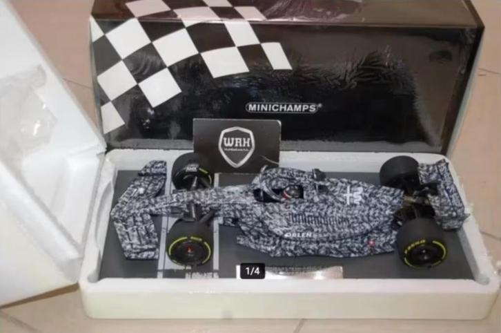 SALE !! 1:18 ALFA ROMEO C42 BOTTAS F1 TEST Minichamps WRH, Hobby en Vrije tijd, Modelauto's | 1:18, Zo goed als nieuw, Auto, MiniChamps