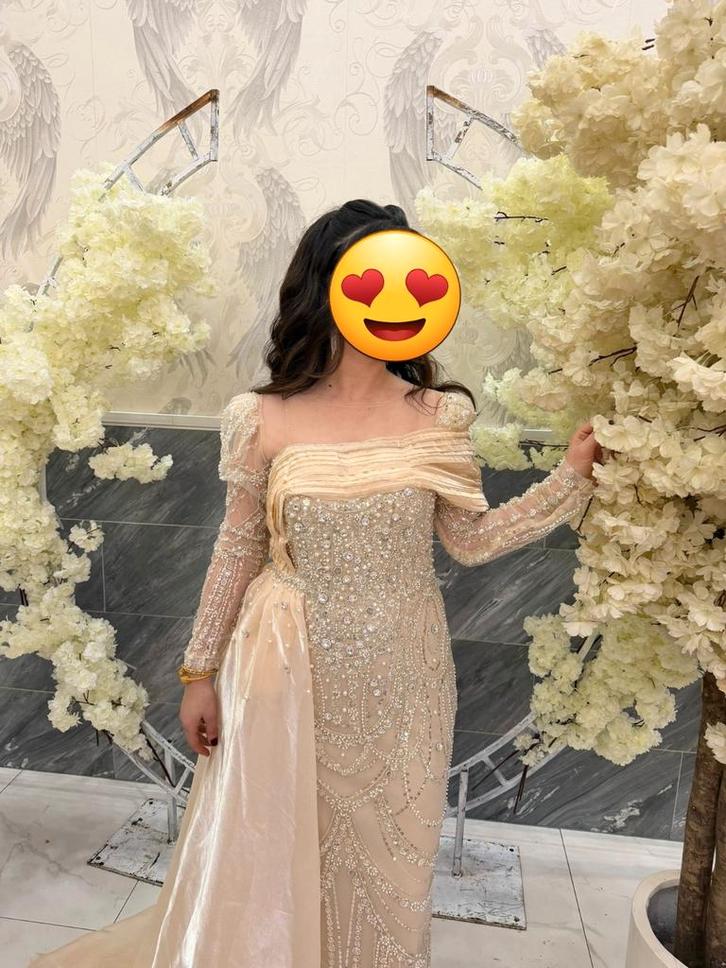 Galajurk maat 42, Kleding | Dames, Trouwkleding en Trouwaccessoires, Zo goed als nieuw, Trouwjurk, Ophalen of Verzenden