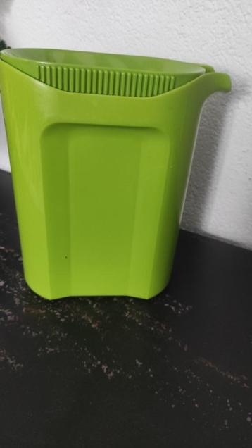 Groene kan Mepal beschikbaar voor biedingen
