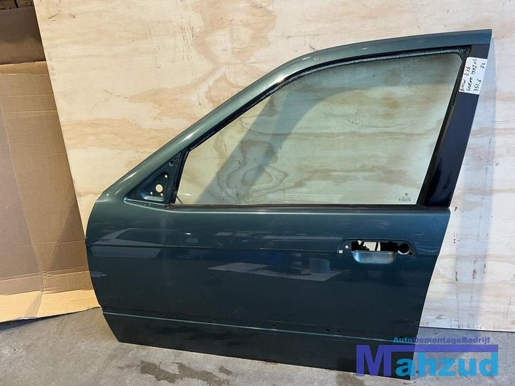 BMW E36 groen 353/6 links voor deur portier 1990-1998, Auto-onderdelen, Carrosserie en Plaatwerk, Deur, BMW, Gebruikt, Ophalen