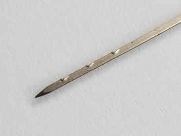 Viltnaalden, REVERSE beschikbaar voor biedingen