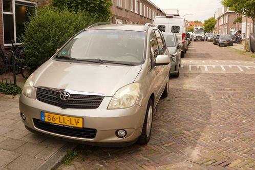 Toyota Corolla Verso 1.8 Vvt-i 2003 Grijs, Auto's, Toyota, Particulier, Corolla Verso, Airbags, Bluetooth, Boordcomputer, Dakrails