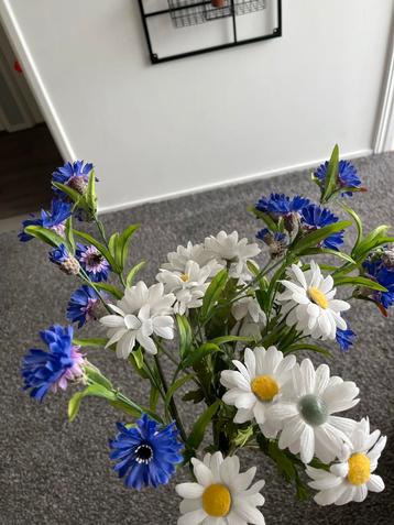 Kunstbloemen Boeket - Blauw & Wit beschikbaar voor biedingen