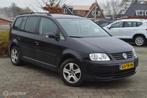 Volkswagen Touran 1.6-16V FSI Business, Voorwielaandrijving, 4 cilinders, 116 pk, Zwart
