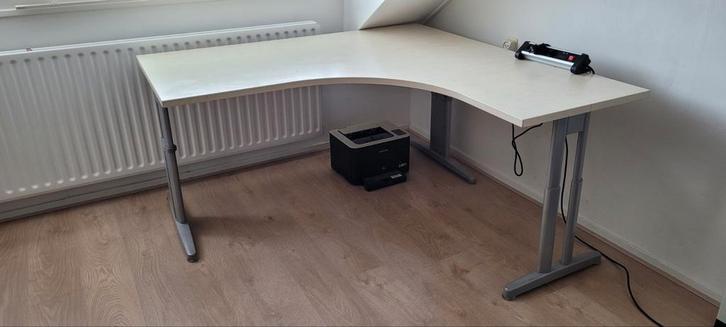 Hoekbureau - Ideaal voor thuiswerk!, Huis en Inrichting, Bureaus, Gebruikt, Bureau, In hoogte verstelbaar, Ophalen