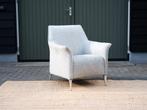 Leolux Mayuro | Design Fauteuil | Stof | Zeer goede Staat, Huis en Inrichting, Fauteuils, Minder dan 75 cm, Design, Modern, Ophalen of Verzenden