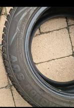 Vrijwel nieuwe winterbanden., Auto-onderdelen, Banden en Velgen, Ophalen, 215 mm, Nieuw, 17 inch