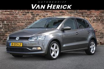 Volkswagen Polo 1.2 TSI Highline 5 deurs | Navigatie | Stoel beschikbaar voor biedingen