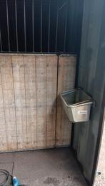 Te huur paardenstalcontainer(s)., Dieren en Toebehoren, Stalling, 2 of 3 paarden of pony's