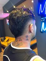 Wij zoekn tattoerder(FijneLijn)Little -Klein kan verwerken..