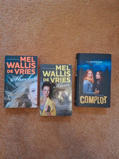 3 Young adult thriller boeken, Boeken, Kinderboeken | Jeugd | 13 jaar en ouder, Zo goed als nieuw, Ophalen of Verzenden