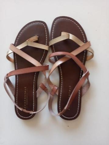 platte sandalen aeropostale mt 5/ 38 met enkelbandjes nieuw beschikbaar voor biedingen