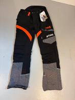 Stihl X-FLEX zaagbroek nieuw!, nog verkrijgbaar in M/L/XL, Stihl, Mertstraat 5, Verkoop@teeuwentuinmachines.nl, Ophalen of Verzenden