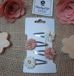 4 zilverkleurige haarspeldjes beige oud roze bloem, Ophalen of Verzenden, Nieuw