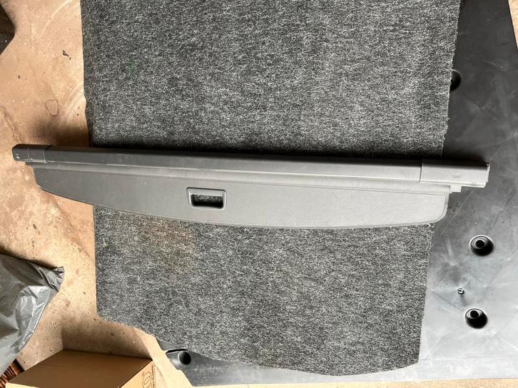 Oprolbare hoedenplank Volkswagen Touran, Auto-onderdelen, Interieur en Bekleding, Volkswagen, Ophalen of Verzenden
