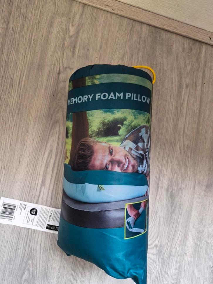 Foam hoofdkussen - Kamperen - Katoen - 2 stuks, Caravans en Kamperen, Kampeeraccessoires, Gebruikt, Ophalen of Verzenden