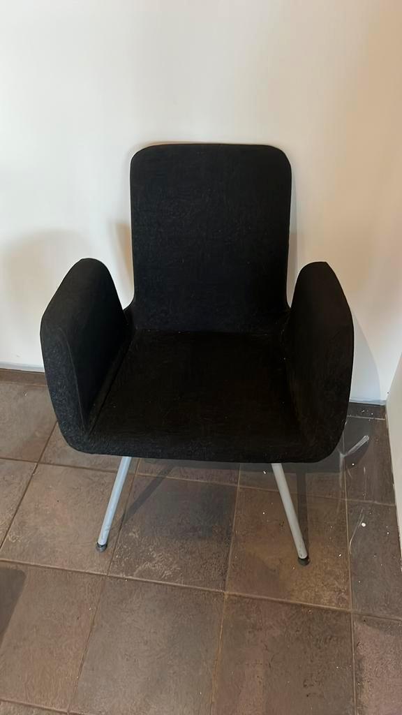 4 x zwarte stoffen kantine/ eettafel stoelen, Huis en Inrichting, Stoelen, Gebruikt, Vier, Metaal, Stof, Zwart, Ophalen