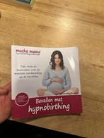 Bevallen met hypnobirthing - Mucha Mama, Boeken, Ophalen of Verzenden, Zo goed als nieuw, Zwangerschap en Bevalling