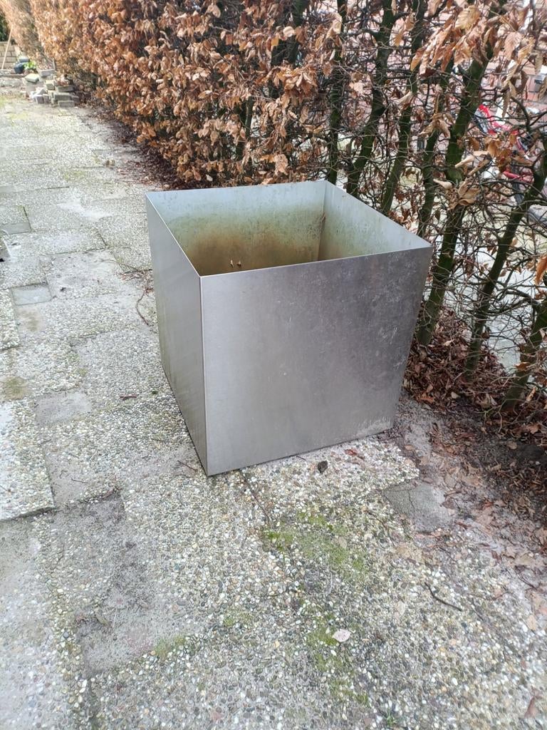 Rvs plantenbak op wieltjes, Ophalen, Overige materialen, Gebruikt, Vierkant