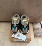 Adidas yeezy boost 700 Wave runner, Kinderen en Baby's, Adidas, Jongen of Meisje, Schoenen, Ophalen of Verzenden