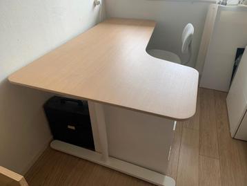 Bekant hoekbureau - afbeelding 1